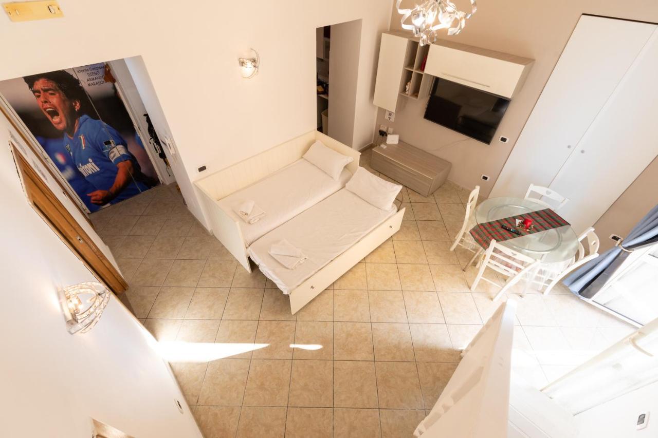 Apartment With Sea View With 2 Lifts Above Montesanto! Napels Buitenkant foto