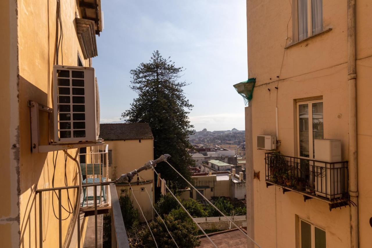 Apartment With Sea View With 2 Lifts Above Montesanto! Napels Buitenkant foto